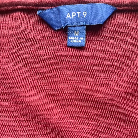 Apt. 9 Women’s Medium Maroon Floral Shirt Top NWT - Picture 2 of 4